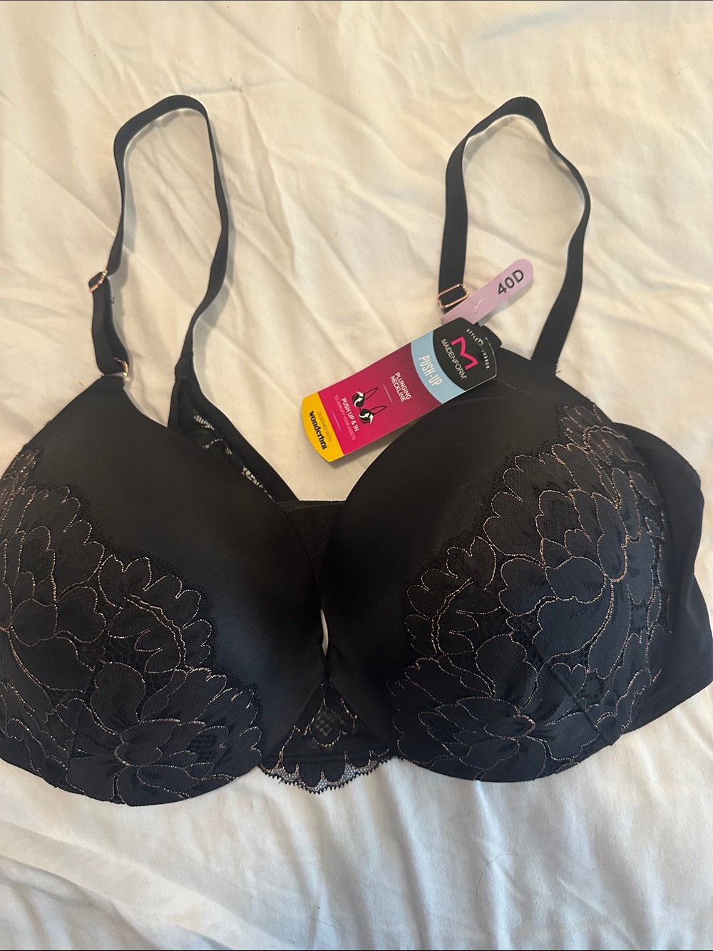 NWT Maidenform Black Lace-Accented Full Coverage Bra